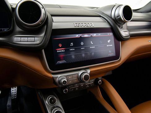 Certified 2018 Ferrari GTC4Lusso AWD/4WD image 13
