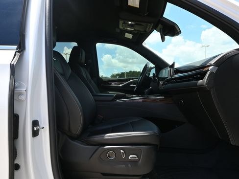Certified 2023 Cadillac Escalade Luxury w/ LPO, Floor Liner Package RWD image 26