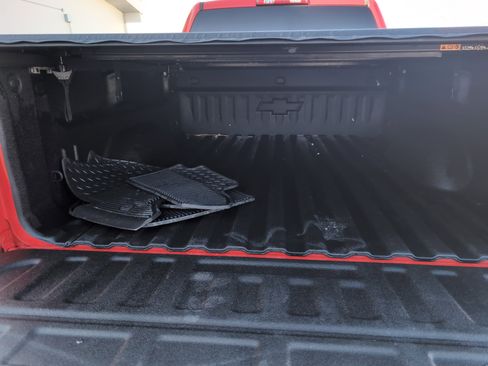 Used 2017 Chevrolet Silverado 1500 LT w/ Rally 2 Edition image 30