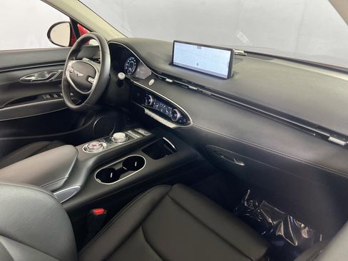 Used 2022 Genesis GV70 2.5T w/ Select Package AWD/4WD image 29