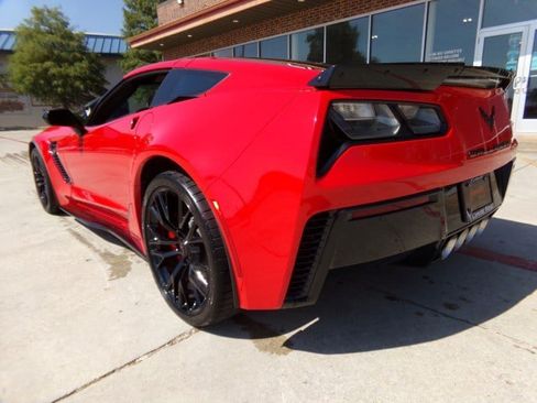 Used 2016 Chevrolet Corvette Z06 w/ 3LZ Preferred Equipment Group RWD image 7
