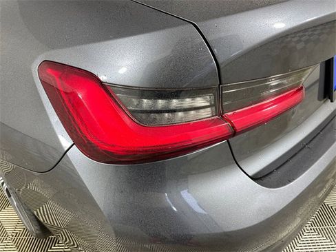 Used 2019 BMW 330i 330i w/ Convenience Package image 21