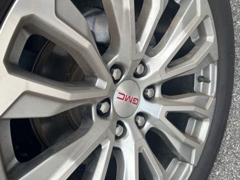 Used 2023 GMC Yukon Denali w/ Max Trailering Package image 7