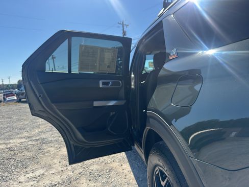Used 2022 Ford Explorer Timberline image 17