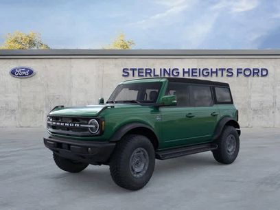 New 2025 Ford Bronco Outer Banks w/ Sasquatch Package