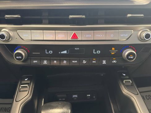 Used 2023 Kia Telluride S w/ S Sunroof Package FWD image 42
