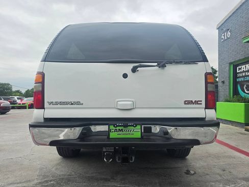 Used 2003 GMC Yukon XL SLT w/ 1SD Preferred Equipment Group RWD image 16