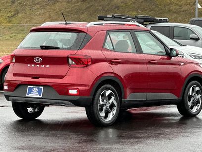 New 2025 Hyundai Venue SEL