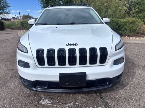 Used 2016 Jeep Cherokee High Altitude AWD/4WD image 4