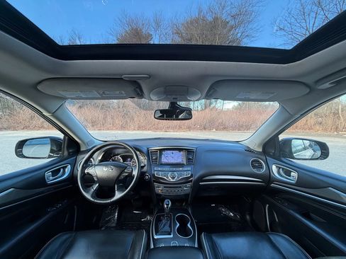 Used 2019 INFINITI QX60 Luxe w/ Essential Package image 24