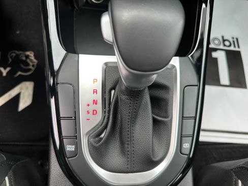 Used 2022 Kia Forte GT-Line w/ GT-Line Premium Package image 27