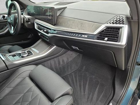 Used 2024 BMW X5 xDrive40i w/ Parking Assistance Package image 23