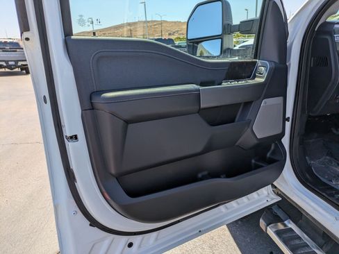 Used 2026 Ford F250 Lariat AWD/4WD image 14