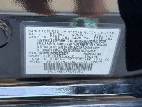 Used 2024 Nissan Versa SV FWD image 19