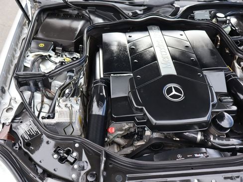 Used 2005 Mercedes-Benz E 500 4MATIC image 39