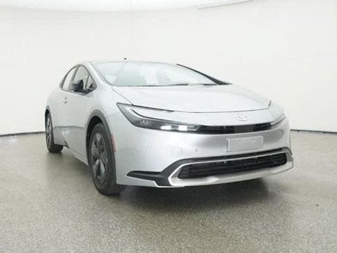 New 2026 Toyota Prius Plug-In Hybrid FWD image 29