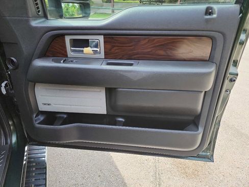 Used 2012 Ford F150 Lariat w/ Lariat Chrome Pkg RWD image 32