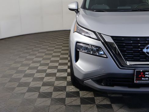 Used 2023 Nissan Rogue SV AWD/4WD image 12