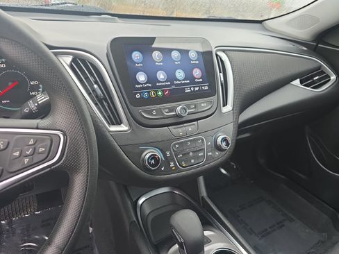 Used 2024 Chevrolet Malibu LT image 26