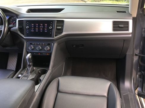 Used 2018 Volkswagen Atlas SE FWD image 34