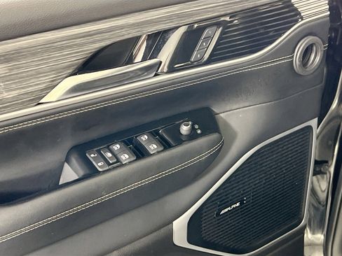 Used 2022 Jeep Wagoneer Series II image 18