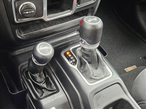 Used 2021 Jeep Wrangler Unlimited Sport AWD/4WD image 10