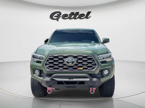 Used 2021 Toyota Tacoma TRD Off-Road w/ Technology Package AWD/4WD image 13