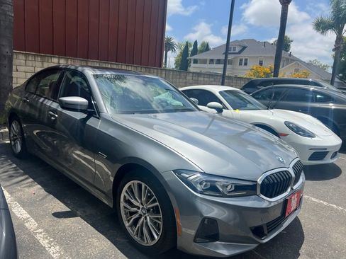 Used 2023 BMW 330e w/ Driving Assistance Package RWD image 2