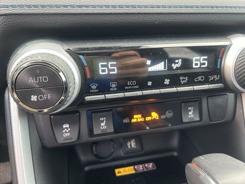 Used 2025 Toyota RAV4 XSE image 16