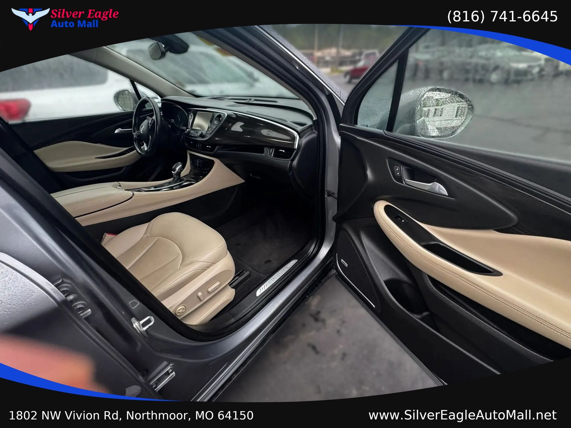 Used 2019 Buick Envision Premium AWD/4WD image 11