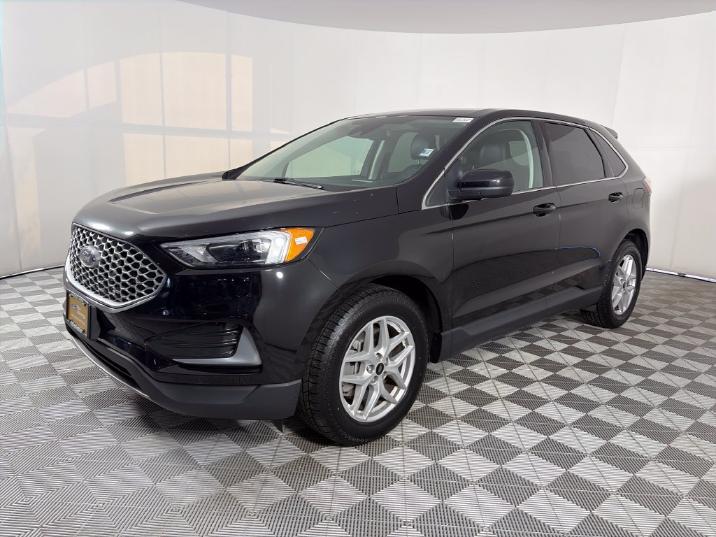Certified 2024 Ford Edge SEL AWD/4WD image 3
