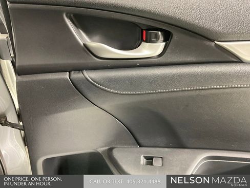 Used 2016 Honda Civic Touring image 24