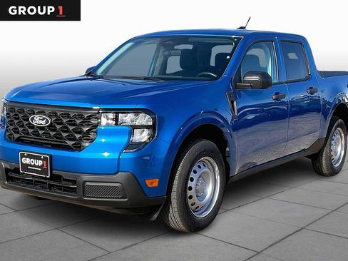 New 2025 Ford Maverick XL image 1