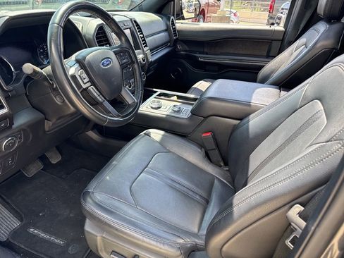 Used 2020 Ford Expedition Limited w/ Equipment Group 302A AWD/4WD image 7