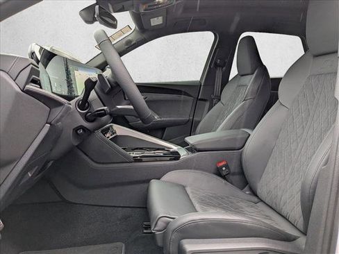 New 2025 Audi SQ5 Premium Plus image 4