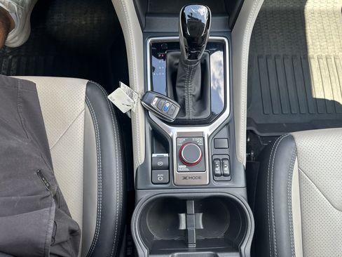 Used 2019 Subaru Forester Limited AWD/4WD image 13