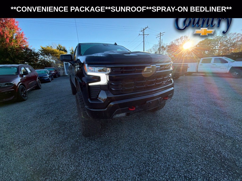 Used 2025 Chevrolet Silverado 1500 LT Trail Boss w/ Convenience Package II AWD/4WD image 1