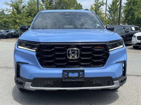 Used 2024 Honda Pilot TrailSport image 8