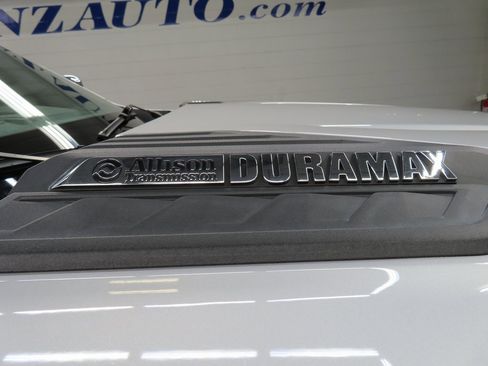 Used 2020 Chevrolet Silverado 2500 LTZ w/ LTZ Plus Package image 44