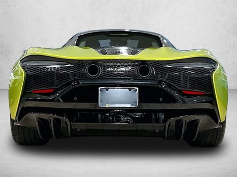 Used 2023 McLaren Artura RWD image 4