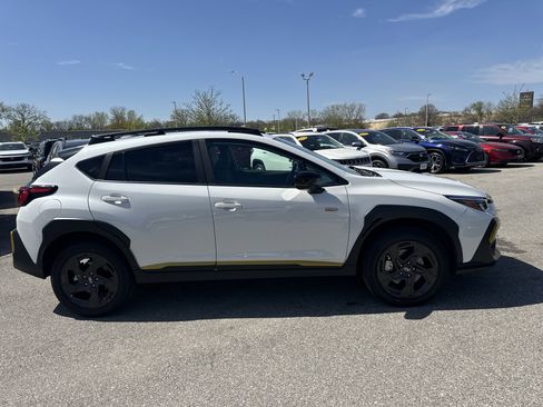 Used 2025 Subaru Crosstrek 2.5i Sport w/ Crosstrek Mirror Package image 3