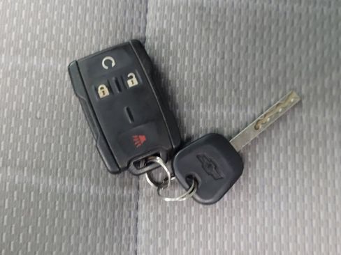 Used 2018 Chevrolet Silverado 1500 LT w/ All Star Edition image 32