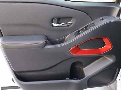 Used 2023 Nissan Frontier Pro-X w/ Pro Convenience Package image 7