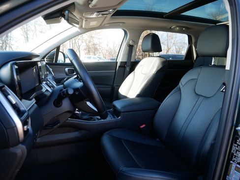 Certified 2023 Kia Sorento X-Line EX image 35