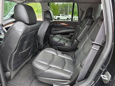 Used 2020 Cadillac Escalade Luxury w/ Escalade Sport Edition RWD image 10