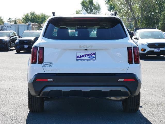 Used 2023 Kia Sorento S w/ Panoramic Sunroof Package AWD/4WD image 4