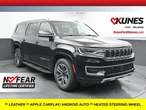 Used 2024 Jeep Wagoneer L Series II w/ Flexible Seating Group AWD/4WD image 1