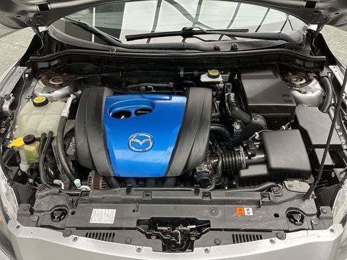 Used 2012 MAZDA MAZDA3 i Touring FWD image 2