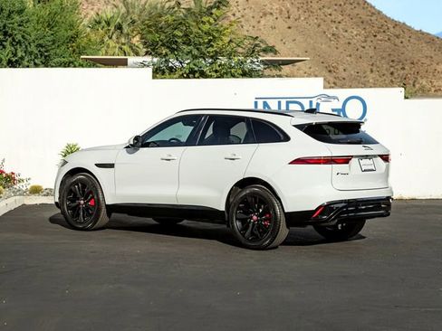 Used 2022 Jaguar F-PACE S image 9