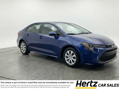 Used 2025 Toyota Corolla LE FWD image 1